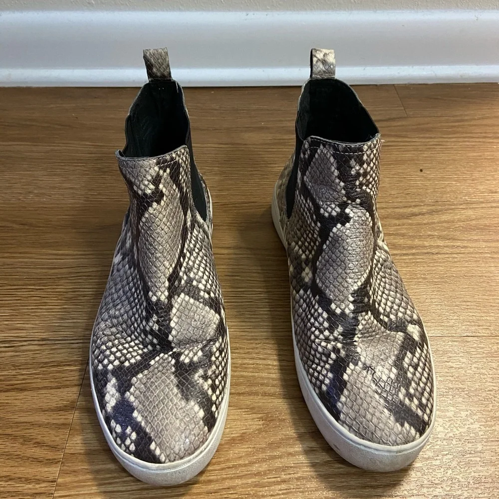 Micheal Kors Snakeskin Chelsea Boot